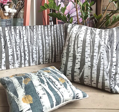 Березы. Горячий батик на льне